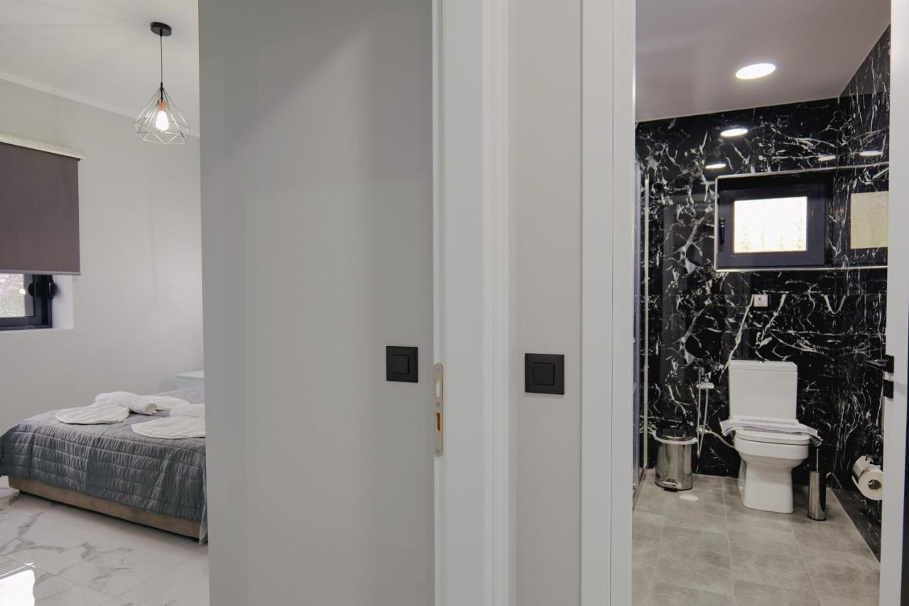 Ferienwohnung Iphigenia Luxury Flat Sarandë Exterior foto