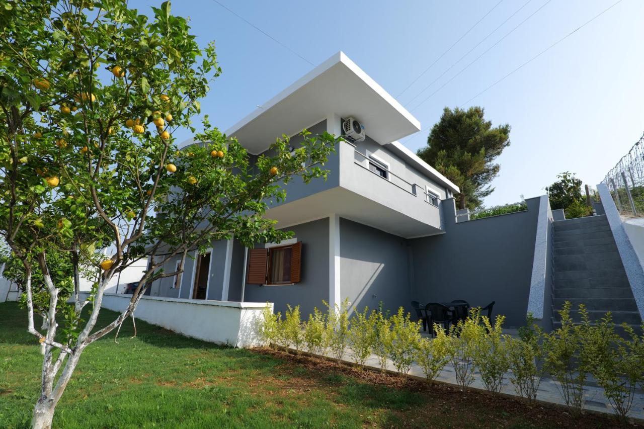 Ferienwohnung Iphigenia Luxury Flat Sarandë Exterior foto